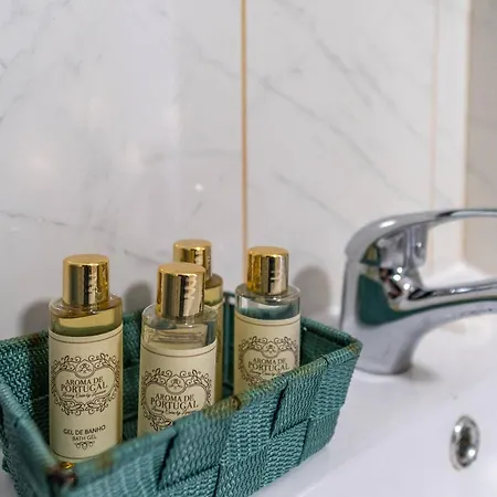 아파트 Lena's House By Hellovacations 알부페이라