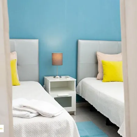 Lena's House By Hellovacations Lejlighed